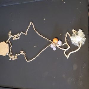 ☆HOST PICK☆ NWT Dove flower beads necklace gold